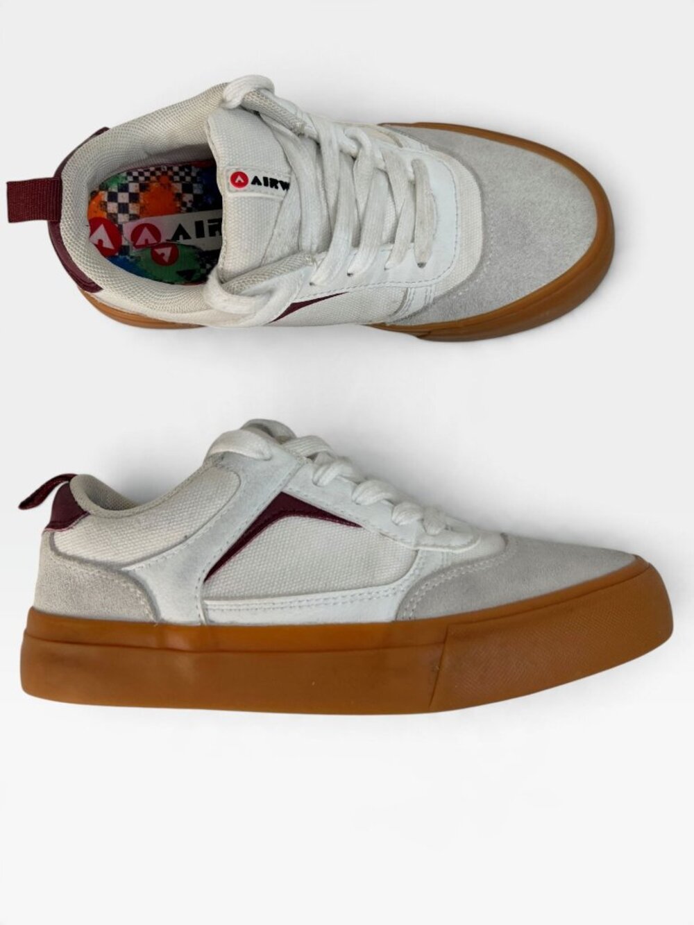 Airwalk Boys Huntington Low-Top Lace-Up Skate Shoes Youth size 2 White Gray Maro